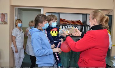 Харьковчане поддержали онкобольных детей и организовали для них праздник