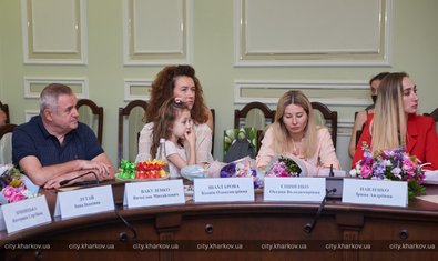 Игорь Терехов поздравил медработников с Днем донора крови