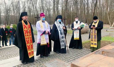 На Харьковщине почтили память жертв Катынского преступления