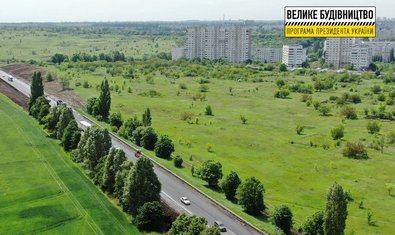 На окружной дороге на 32,7 км положили асфальтобетонное покрытие в выравнивающем слое