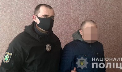 Оперативники Харьковщины задержали мужчину, который с ножом нападал на женщин