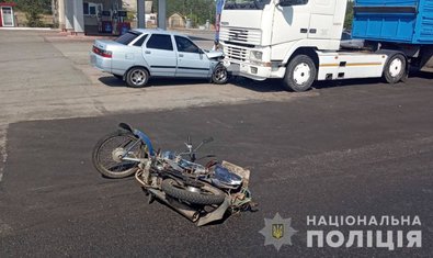 Полиция выясняет обстоятельства ДТП со смертельным исходом на Харьковщине