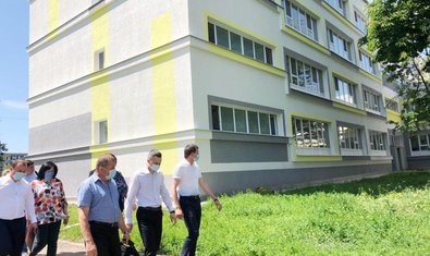 Ремонт в Краснопавловском лицее закончат до 1 сентября