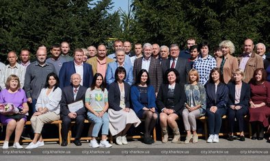 Сотрудникам «Интеркондиционера» вручили награды городского совета