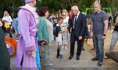 В городе открыли еще одну зону отдыха, где смогут играть дети с инвалидностью