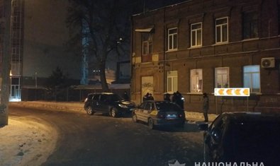 В Харькове милиция задержала двух молодых людей за совершение разбойного нападения на женщину