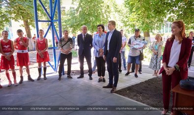В Харькове построили первый открытый боксерский ринг для детей
