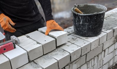 В Красноградской больнице завершают капитальный ремонт приемного отделения