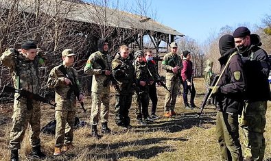 В Мерефе провели военно-спортивную игру для школьников